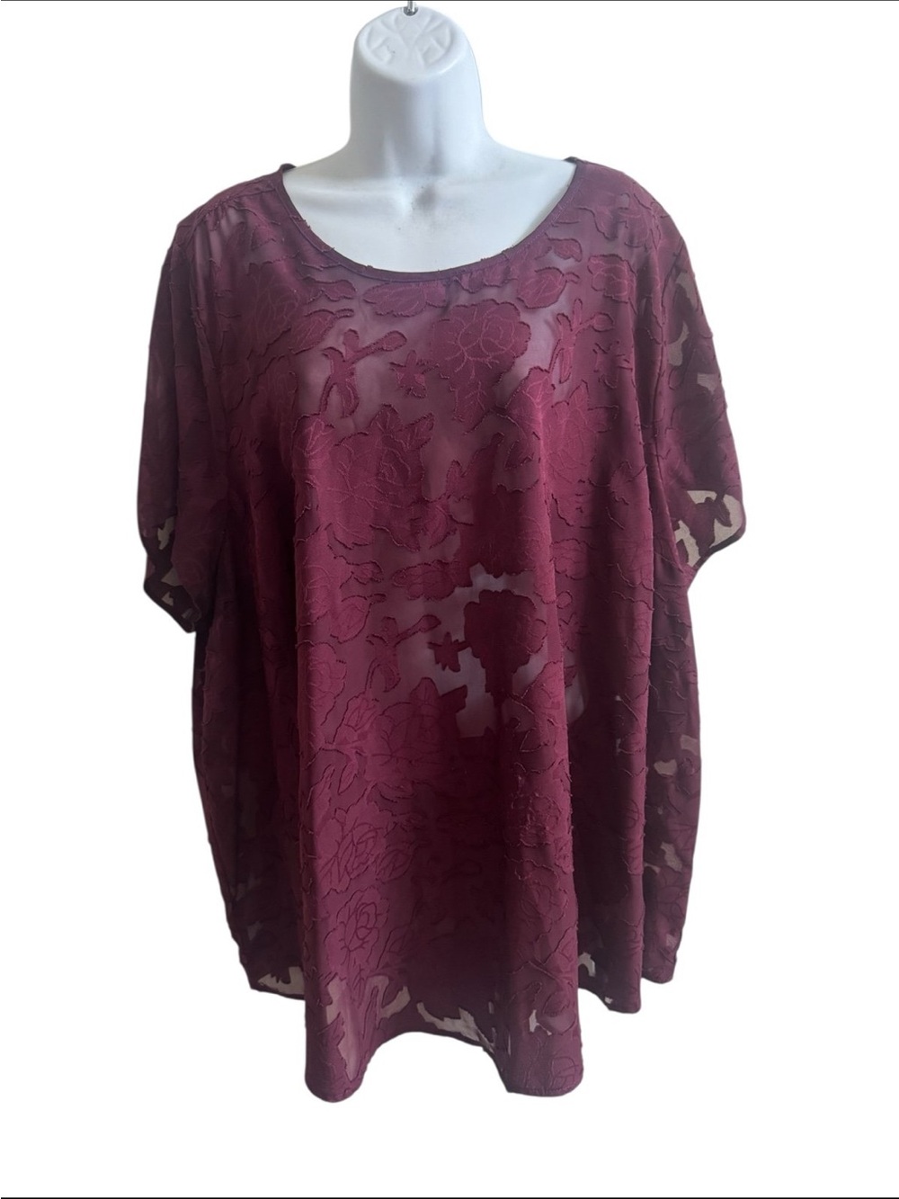 Torrid 4x Floral lace Short Sleeve Top - Burgundy
